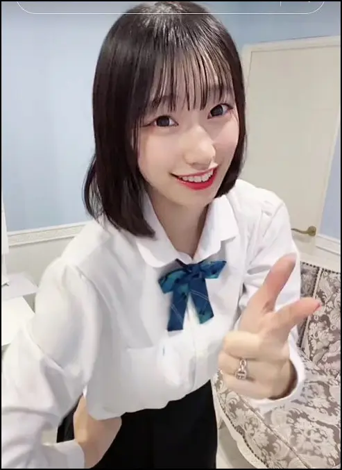 下谷あゆ、18歳、2023年、制服姿