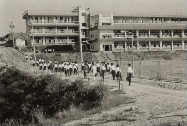 昭和30年代の神戸の小学校