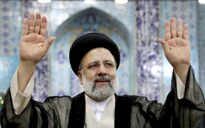 イランのライシ大統領ってどんな人？経歴や家族について紹介！